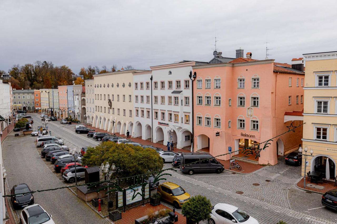 Highlight Am Stadtplatz Muehldorf - C4S Come4Stay - 2 Zimmer Wohnung I Bis Zu 5 Gaeste Экстерьер фото